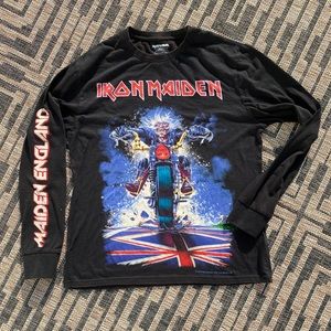 IRON MAIDEN ELEVEN PARIS LONG SLEEVE T-SHIRT